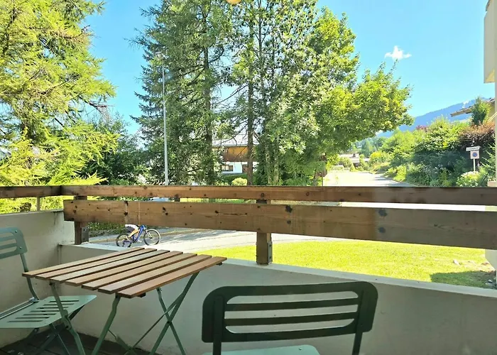 Modern Rochebrune In Out Lägenhet *