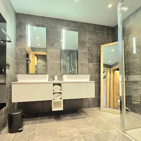 Modern Rochebrune In Out * Megève