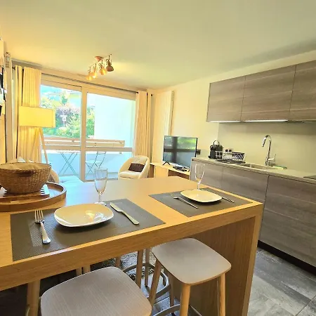 Modern Rochebrune In Out Apartmán *