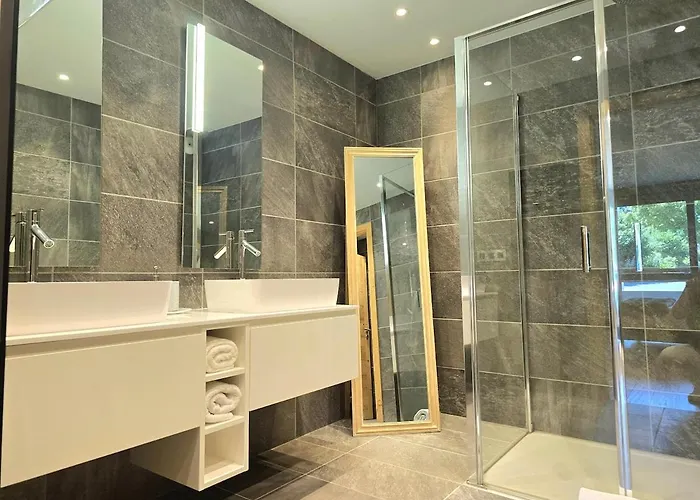 Modern Rochebrune In Out شقة موجوف